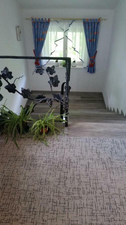 Pension Weinberg ริเฟียโน ภายนอก รูปภาพ